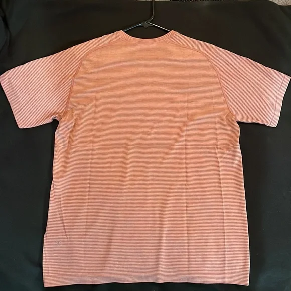 Lululemon Metal Vent Tech Short Sleeve - Picture 6 of 7